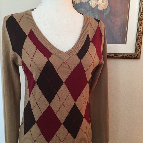 🌹Super cute tan and dark red argyle v-neck sweater. GUC. Vintage F21 ❤️ - Picture 1 of 9